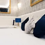 بيت ضيافة Royal Relais 3*